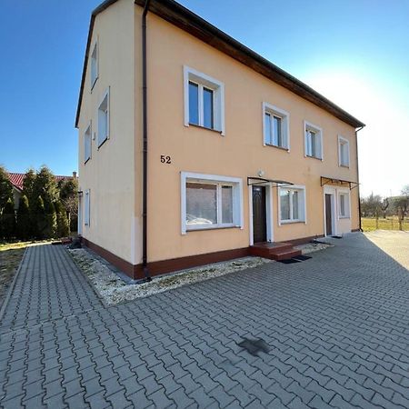 Hostel Lodzka 52 Torun Exterior photo